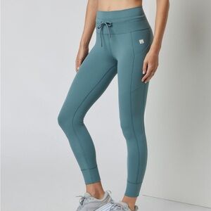 Vuori Daily Pocket Legging Grass colour (dark green)